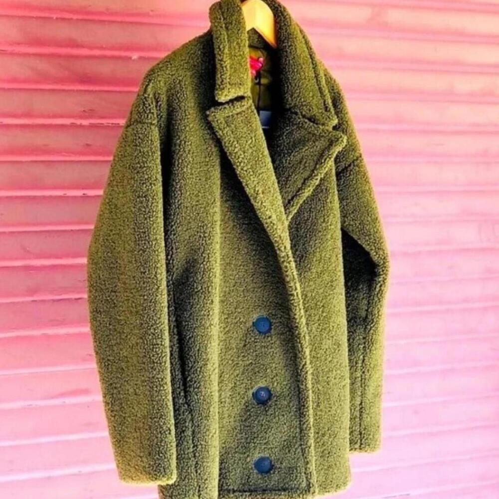 N:philanthropy sherpa coat small